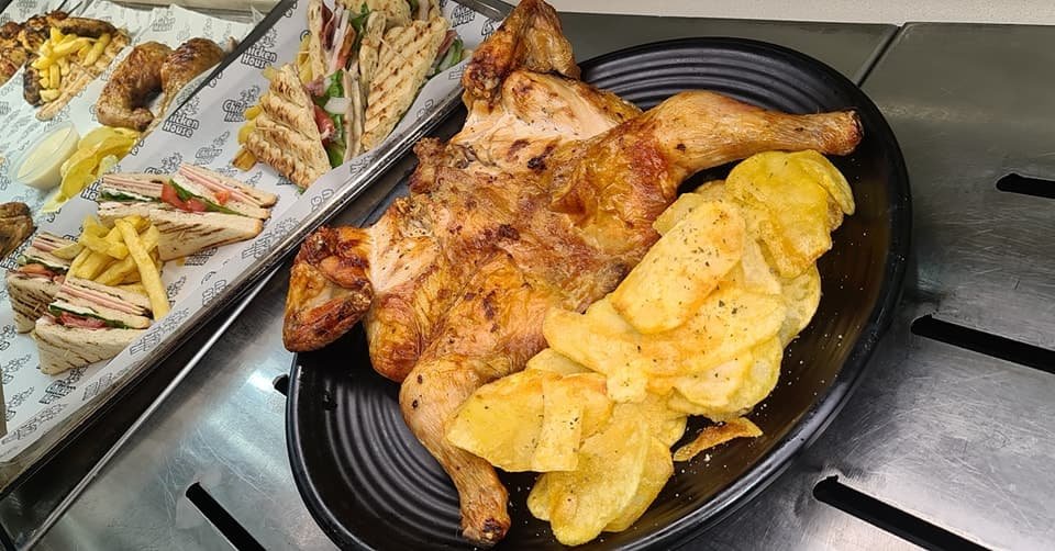 Whole chicken platter - Chicken House Samanidis